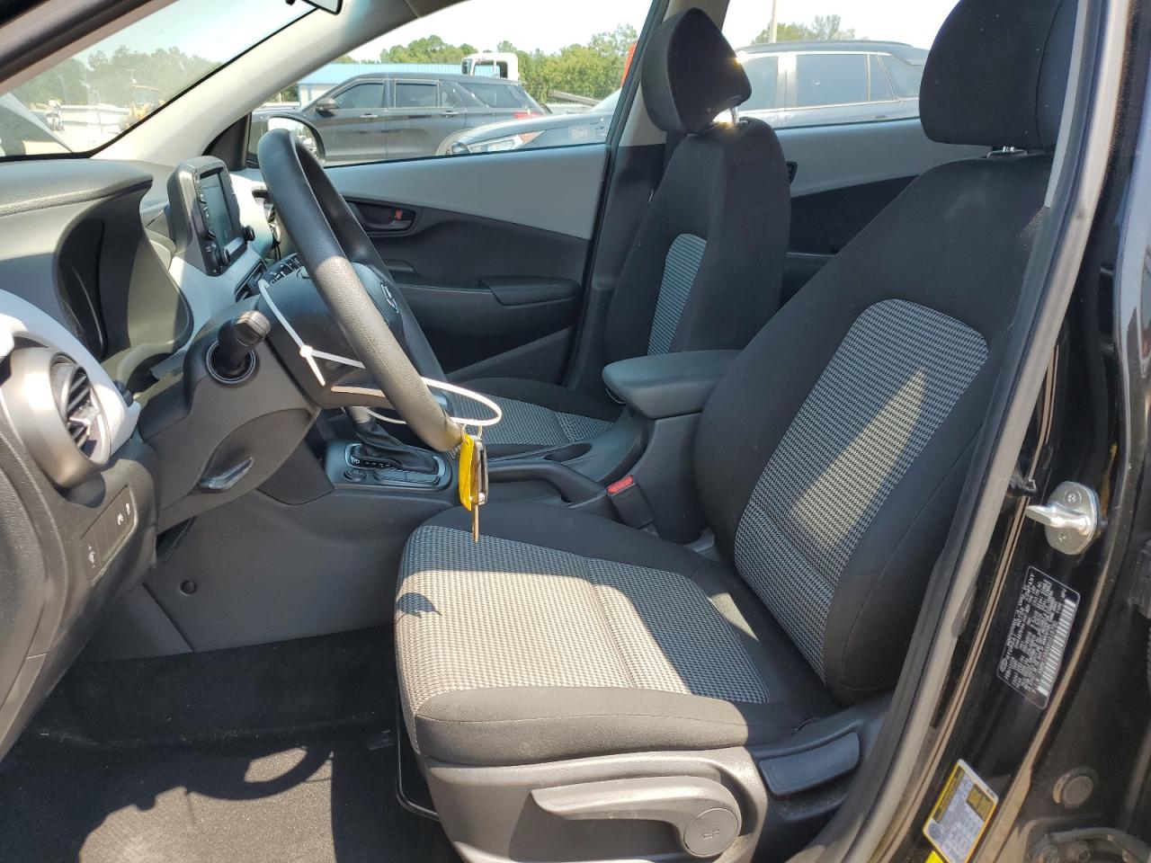 2019 Hyundai Kona Se VIN: KM8K12AAXKU318790 Lot: 70233315