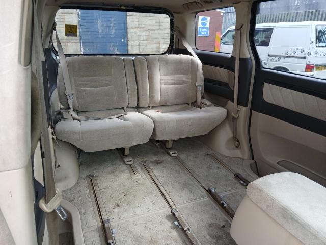 2004 TOYOTA ALPHARD