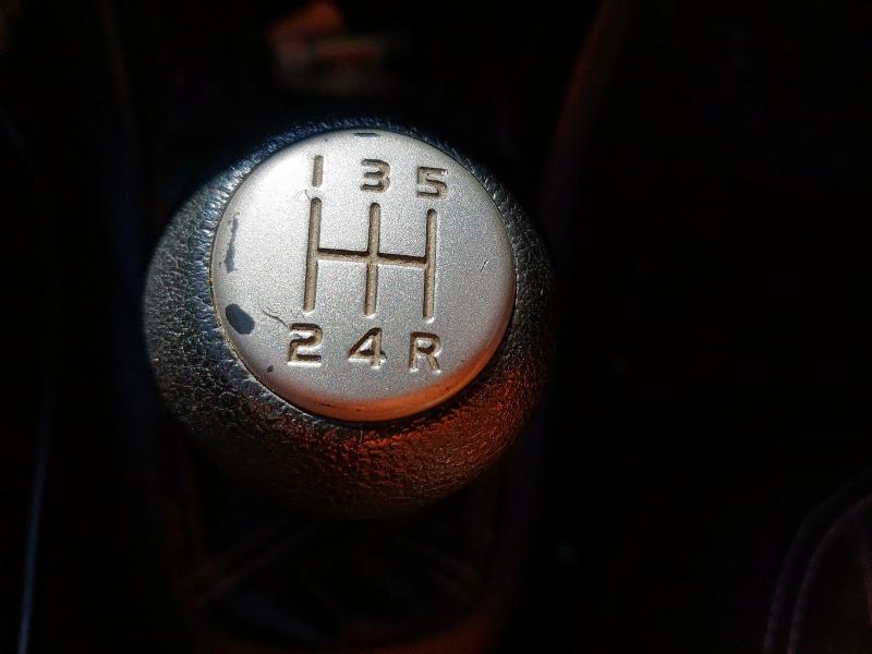 2016 SUZUKI SWIFT SZ-L 