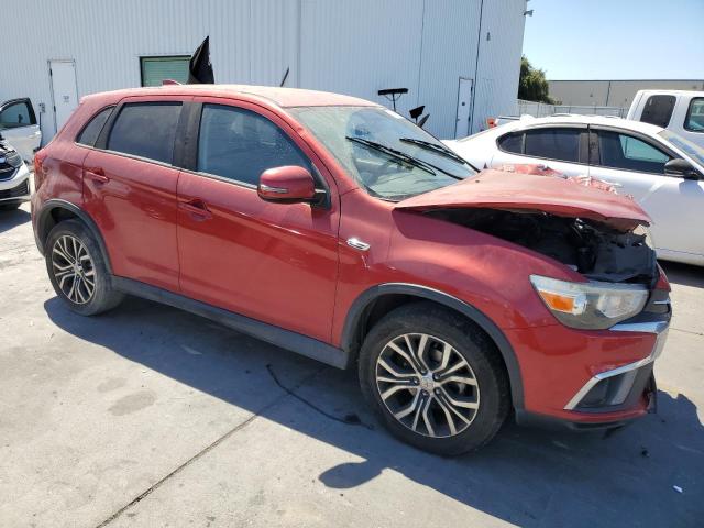  MITSUBISHI OUTLANDER 2018 Красный