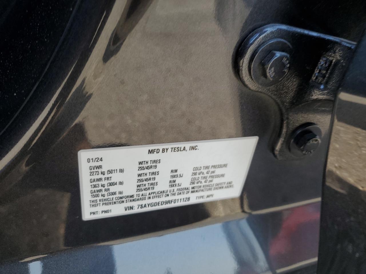 2024 Tesla Model Y VIN: 7SAYGDED9RF011128 Lot: 67612955