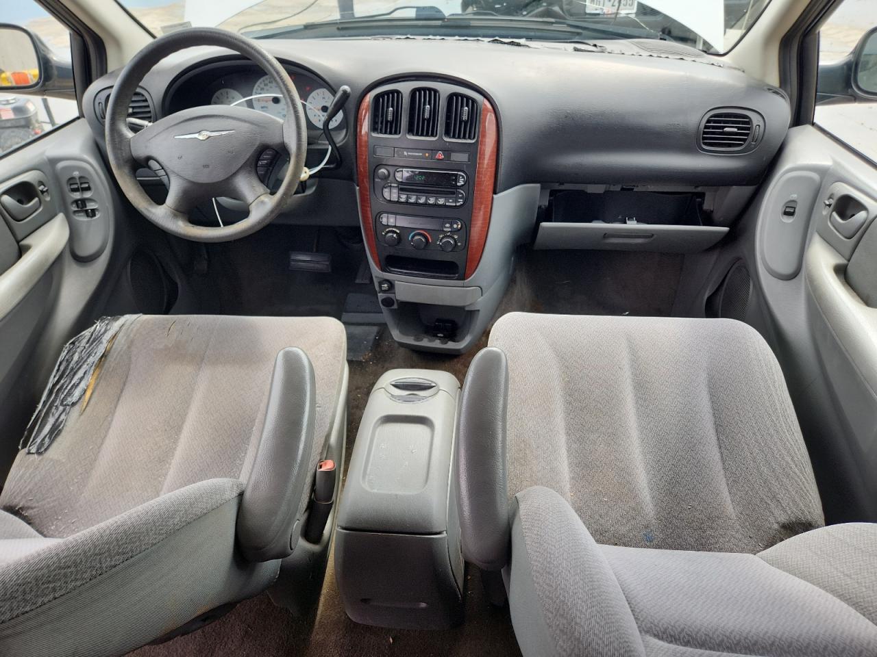 2006 Chrysler Town & Country VIN: 1A4GP45R96B595155 Lot: 69990875