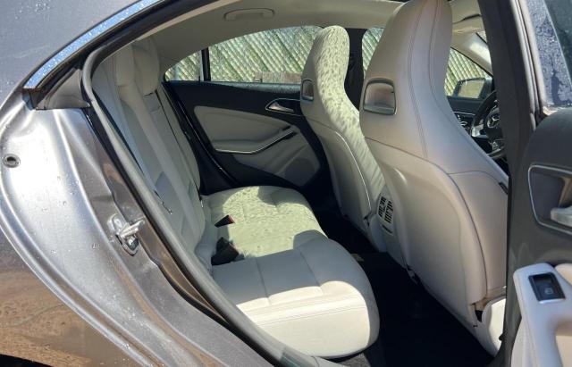  MERCEDES-BENZ CLA-CLASS 2019 Szary