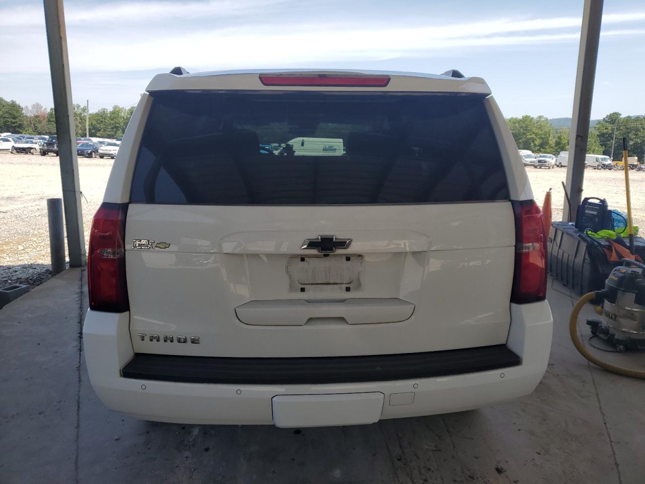 2018 Chevrolet Tahoe C1500 Lt VIN: 1GNSCBKC2JR362984 Lot: 70199835