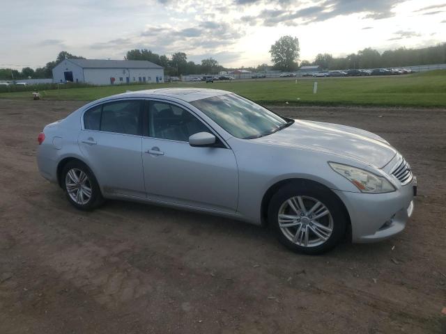  INFINITI G37 2013 Srebrny