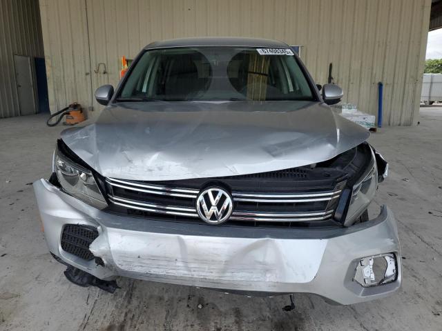  VOLKSWAGEN TIGUAN LIM 2018 Srebrny