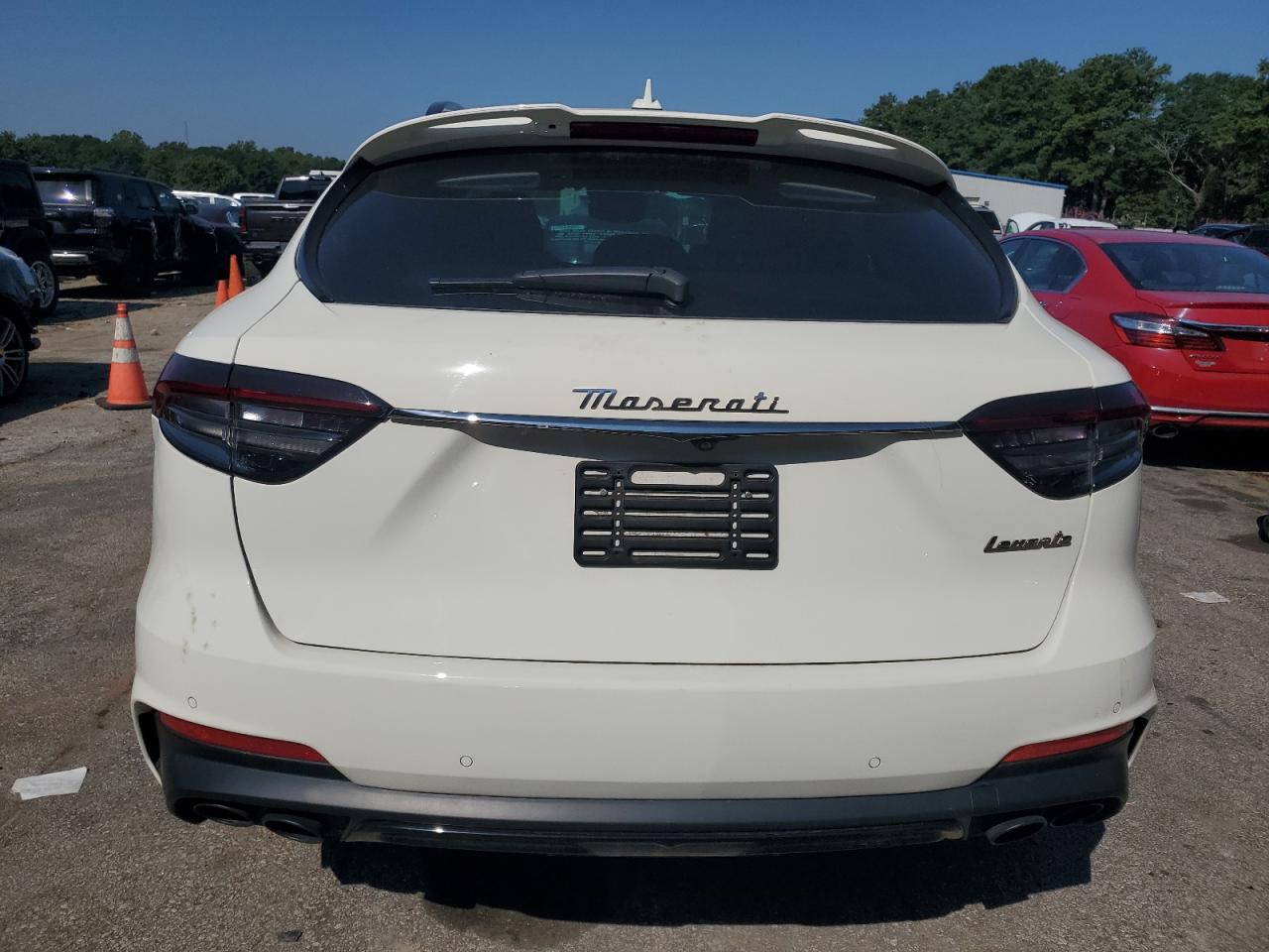 2022 Maserati Levante Modena VIN: ZN661YUM1NX385858 Lot: 70648975