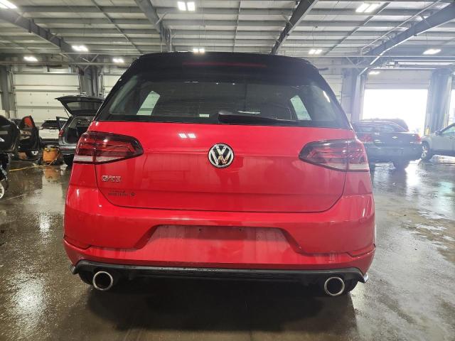  VOLKSWAGEN GTI 2021 Красный