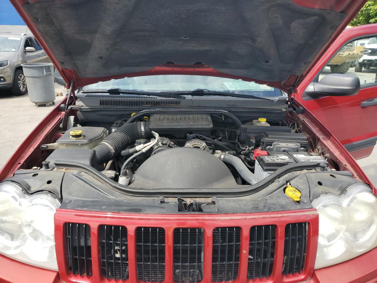 2005 Jeep Grand Cherokee Laredo VIN: 1J4GR48K35C538127 Lot: 70343065