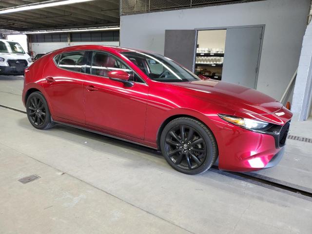  MAZDA 3 2019 Красный