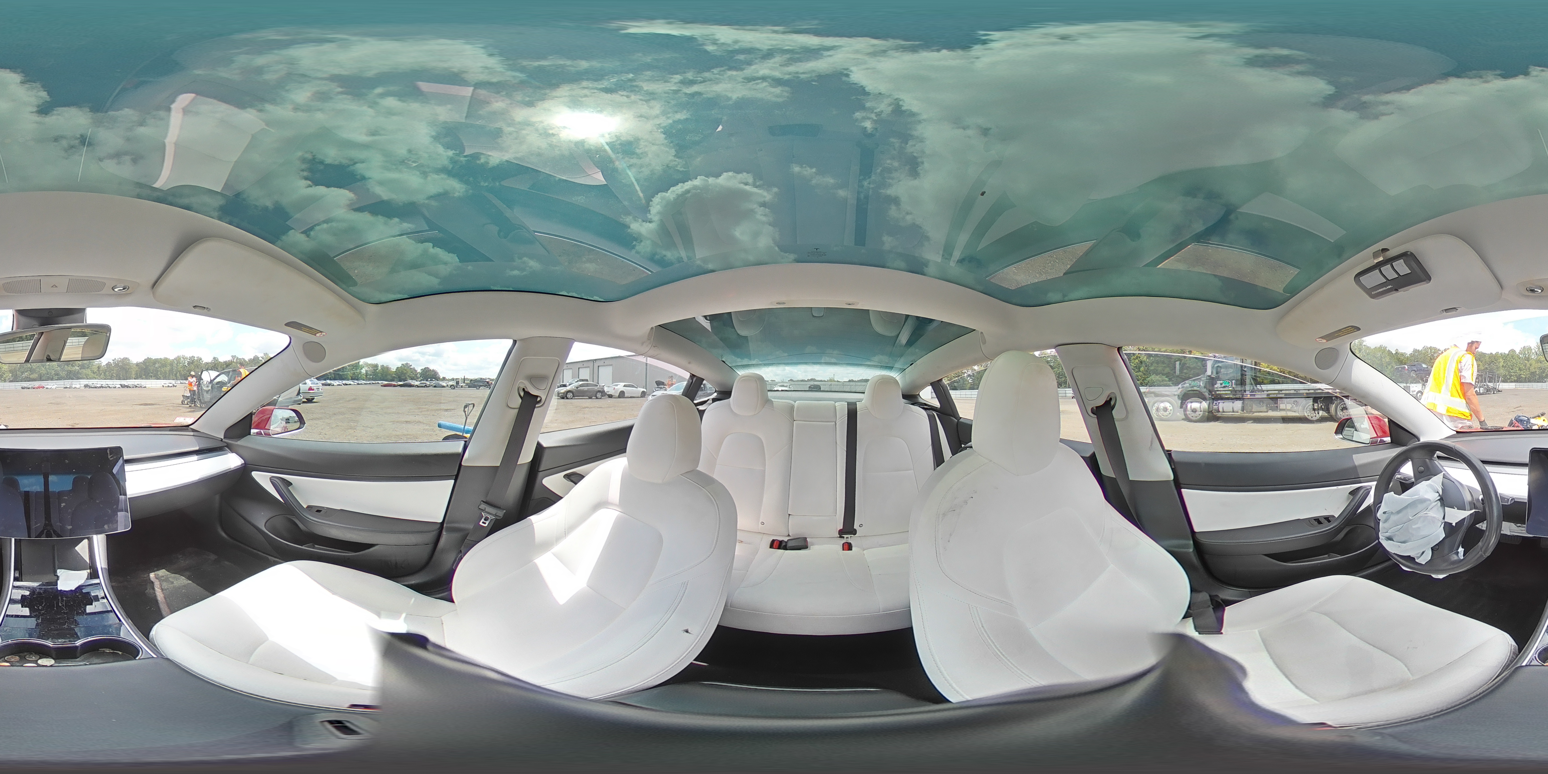 2018 Tesla Model 3 VIN: 5YJ3E1EA5JF155670 Lot: 67968245