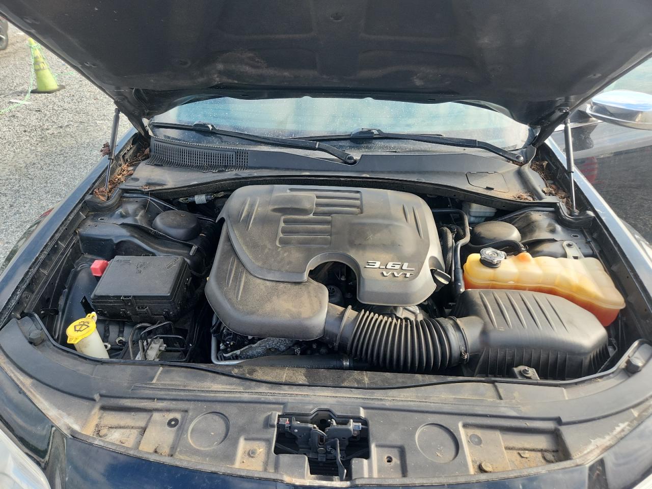 2014 Chrysler 300C VIN: 2C3CCAEG5EH142075 Lot: 69835145