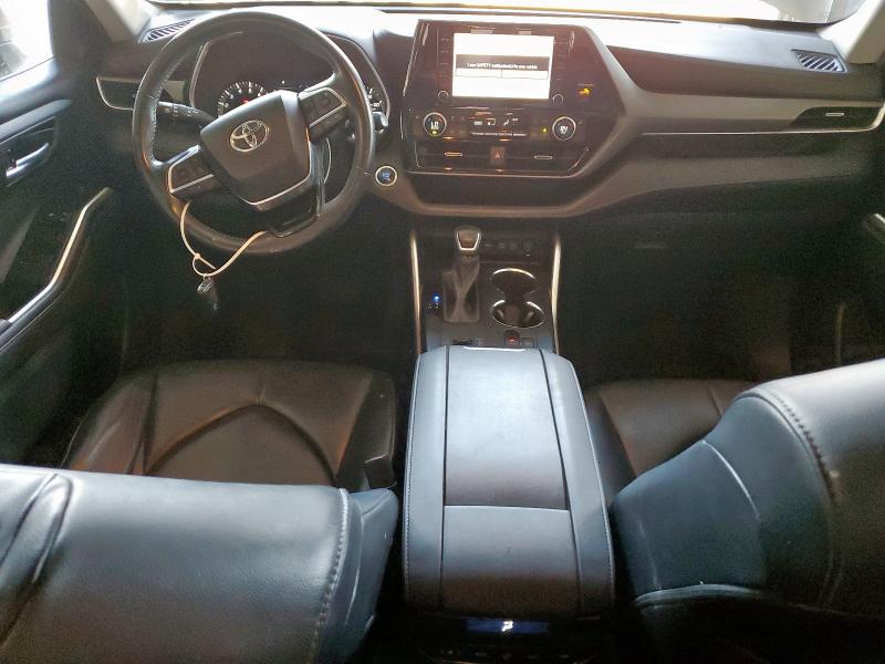  TOYOTA HIGHLANDER 2021 Silver