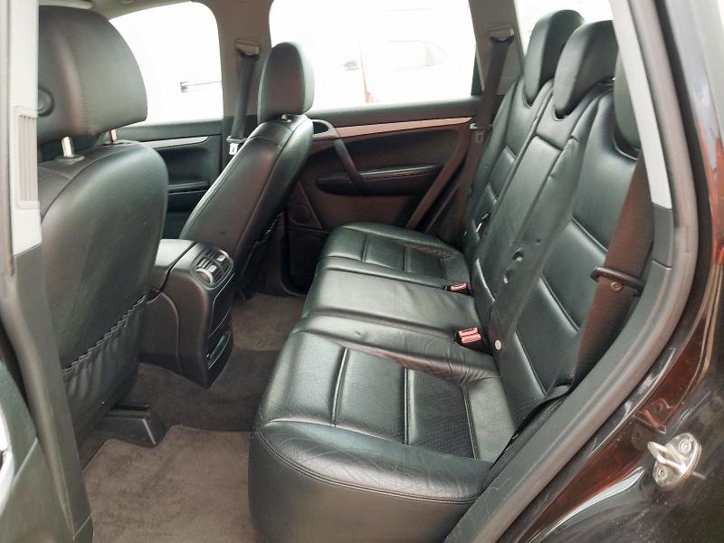 2005 PORSCHE CAYENNE 