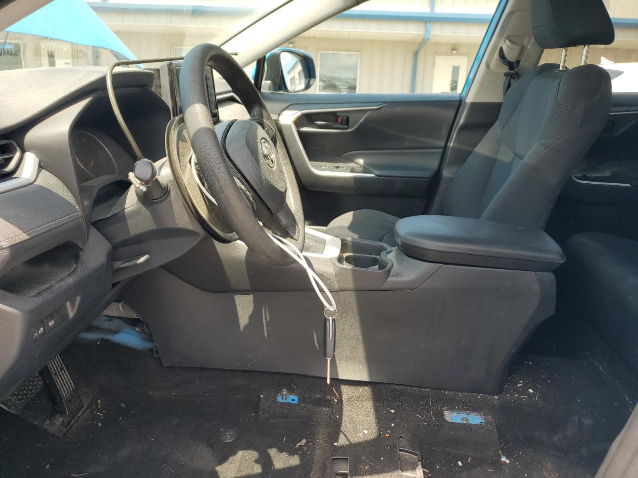 2020 Toyota Rav4 Le VIN: 2T3G1RFV8LC131648 Lot: 67074055