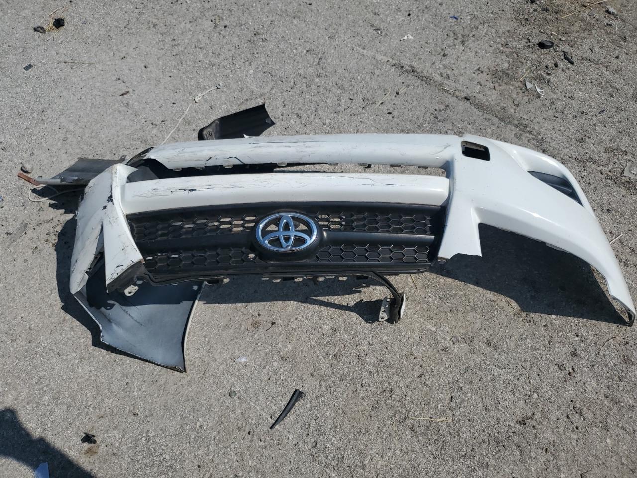 2011 Toyota Rav4 VIN: 2T3BF4DV2BW111670 Lot: 69192195