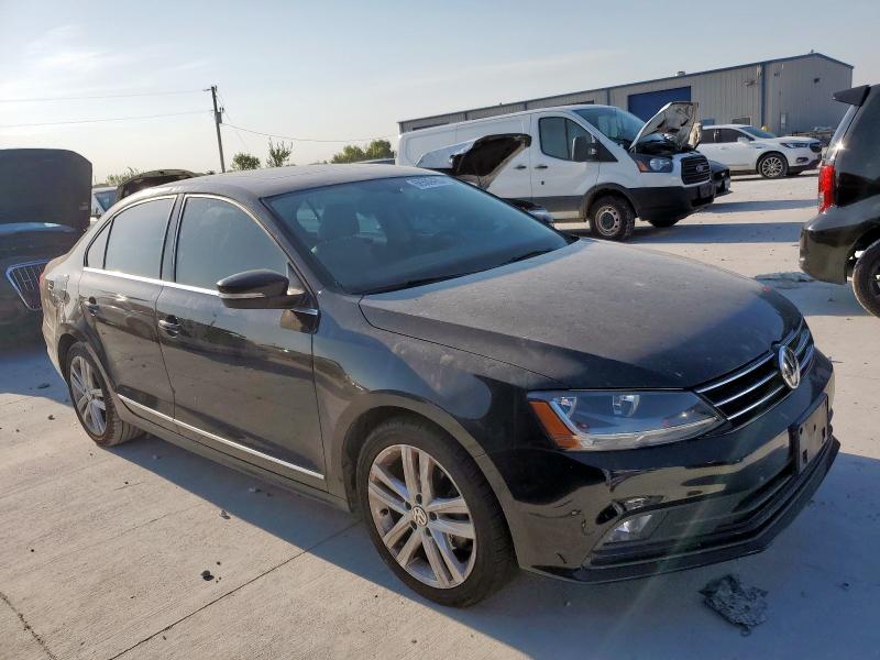  VOLKSWAGEN JETTA 2017 Black