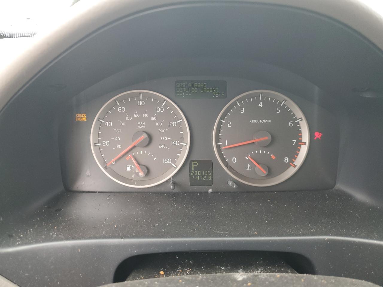 2004 Volvo S40 T5 VIN: YV1MS682642022674 Lot: 68225895
