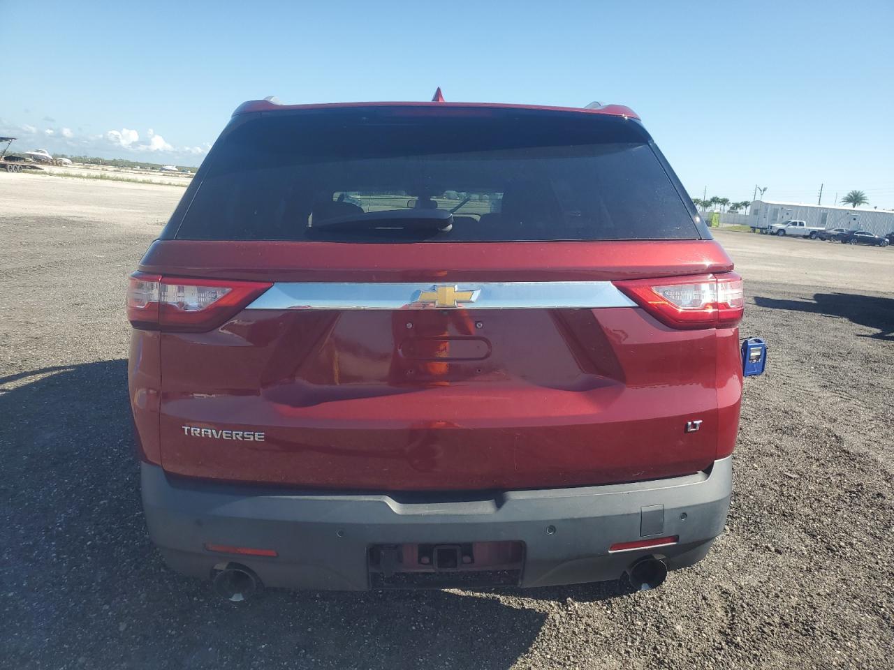 2018 Chevrolet Traverse Lt VIN: 1GNERGKW6JJ281018 Lot: 68196705