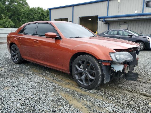  CHRYSLER 300 2021 Orange