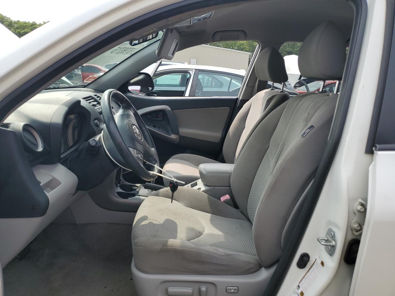 2007 Toyota Rav4 Limited VIN: JTMBD31V375087074 Lot: 67989215