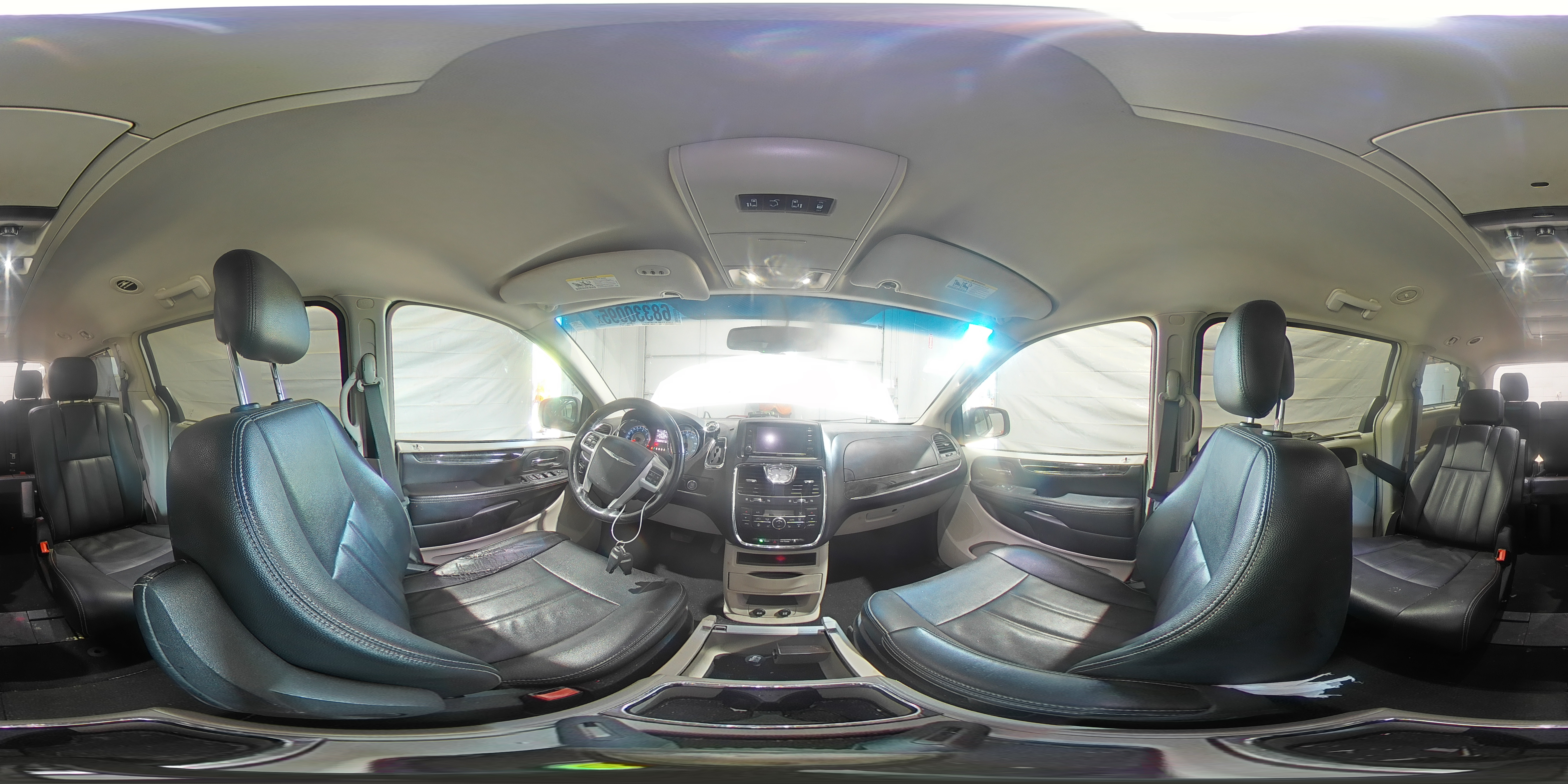 2016 Chrysler Town & Country Touring VIN: 2C4RC1BG5GR189551 Lot: 68330095