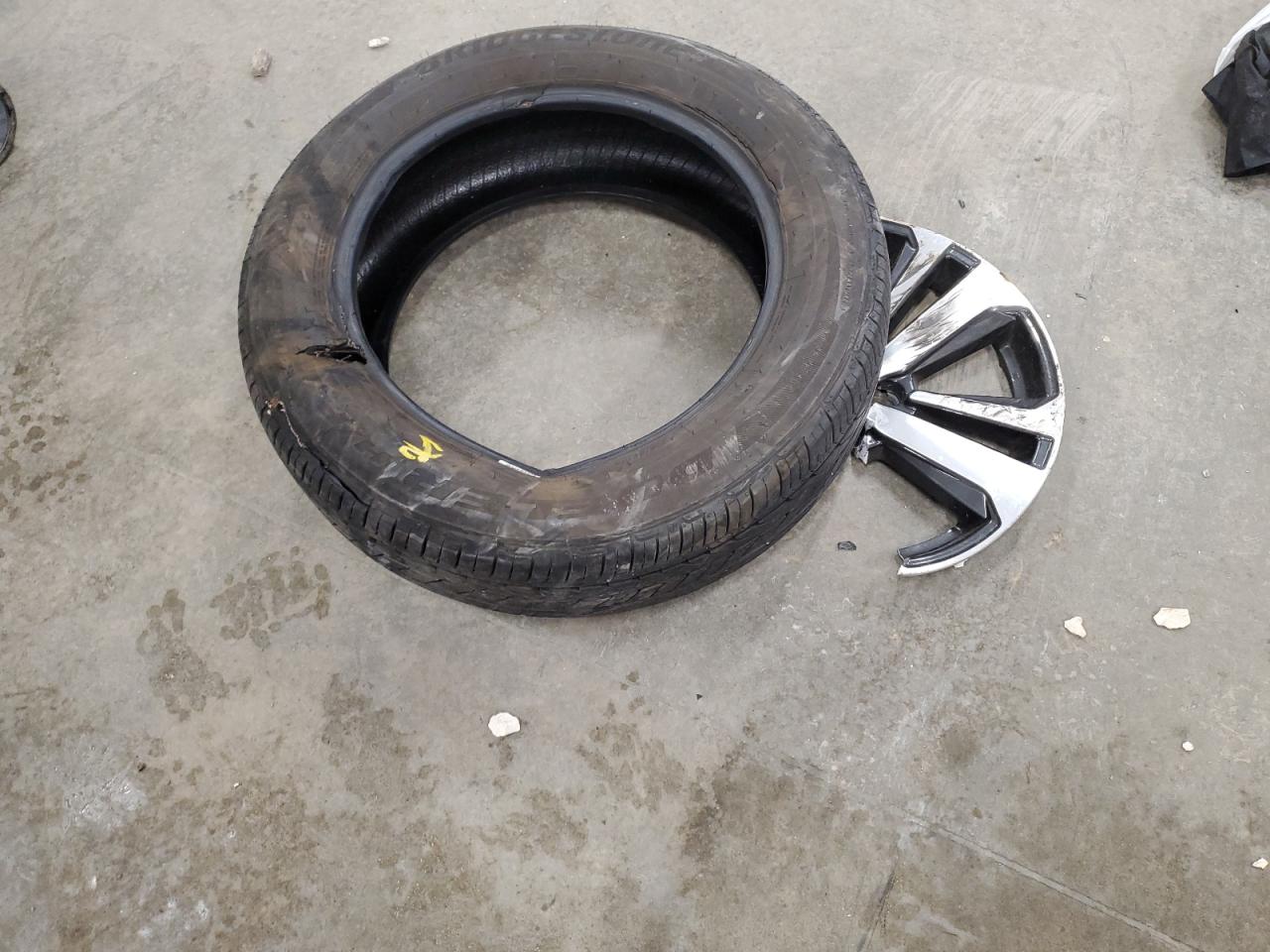 2018 Subaru Outback 3.6R Limited VIN: 4S4BSENCXJ3383587 Lot: 68046135