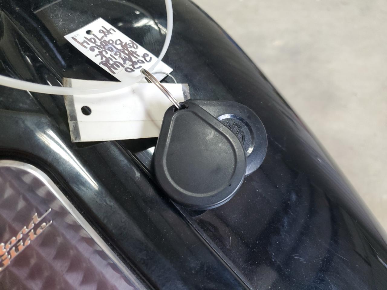 2020 Harley-Davidson Fltrxs VIN: 1HD1KTP18LB649096 Lot: 67221815