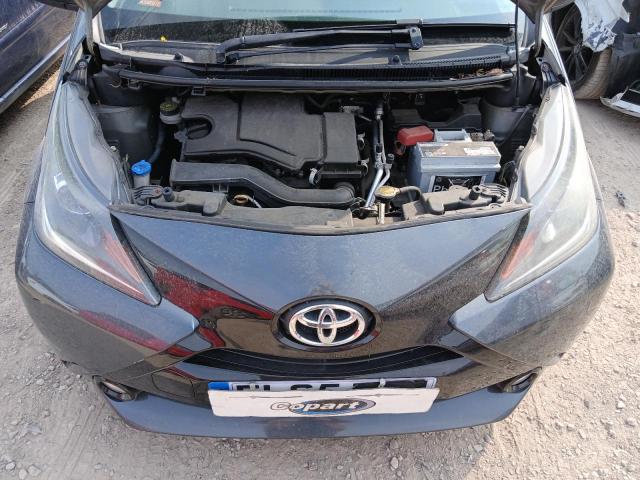 2015 TOYOTA AYGO X-PRESSION VVT-I 