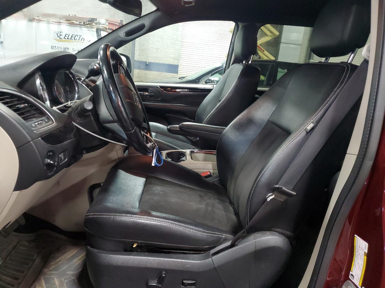 2019 Dodge Grand Caravan Sxt VIN: 2C4RDGCG7KR802342 Lot: 70141075