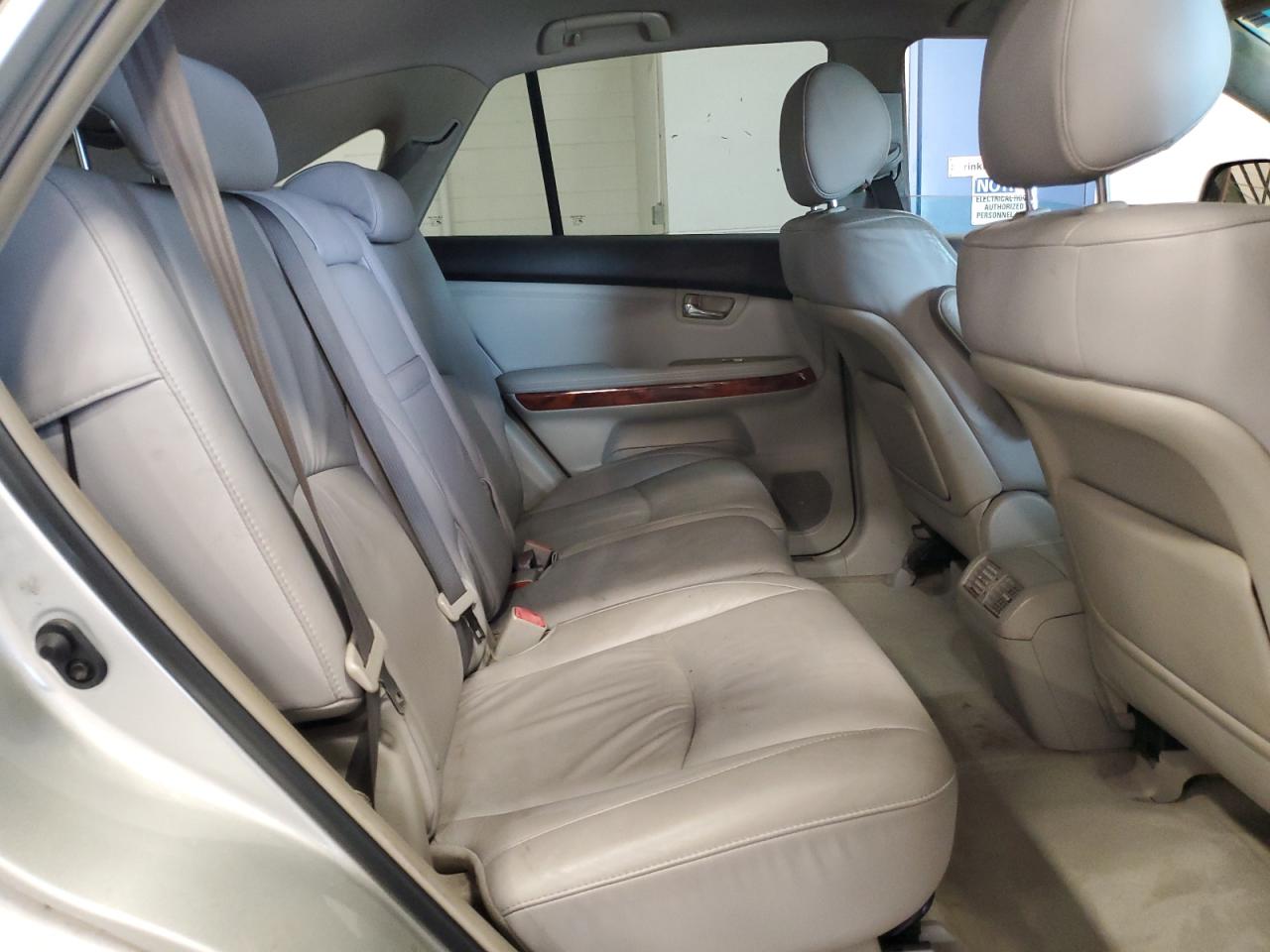 2005 Lexus Rx 330 VIN: 2T2HA31U35C040987 Lot: 70809745