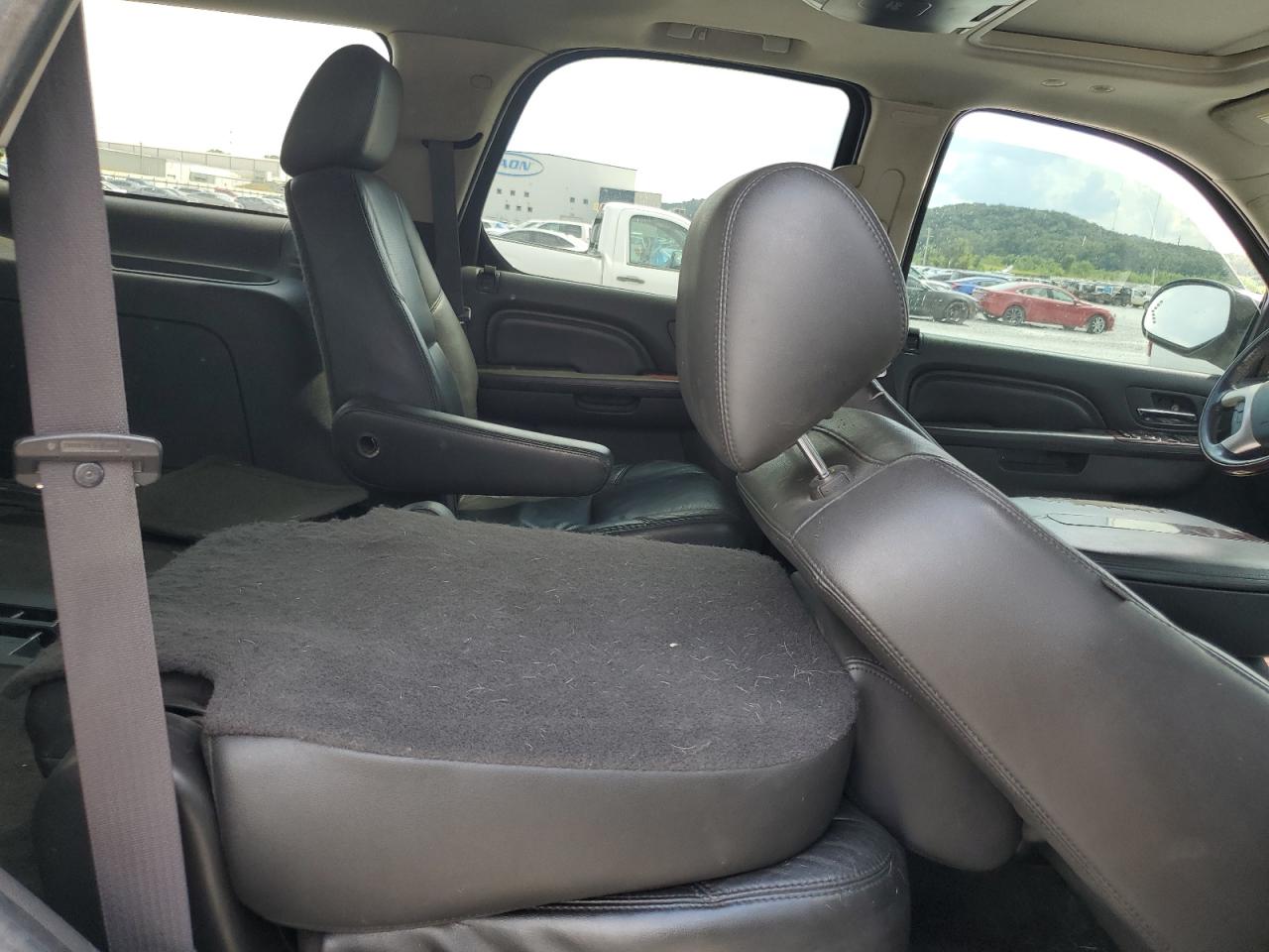 2011 Cadillac Escalade VIN: 1GYS3AEF2BR324773 Lot: 68025835