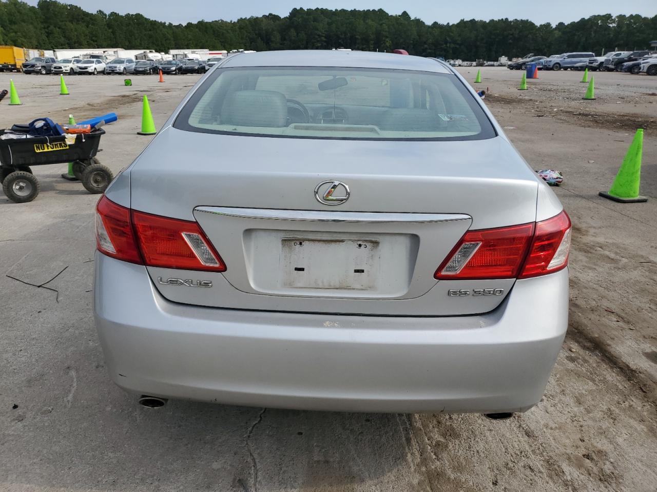 2007 Lexus Es 350 VIN: JTHBJ46G672002981 Lot: 70674055