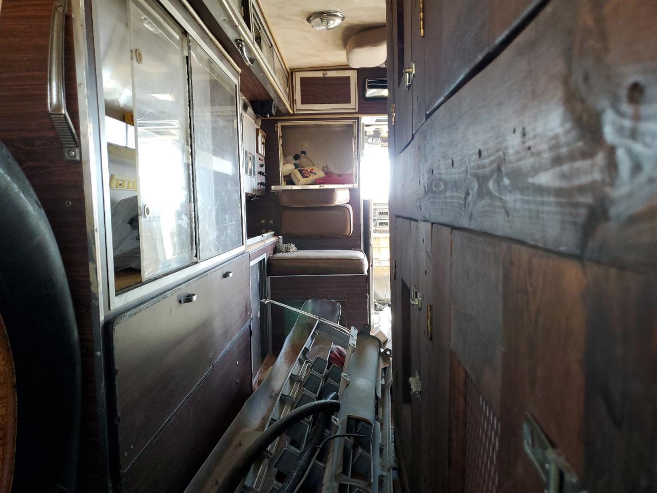 1979 Ford F-250 Supe VIN: 534AHDG2065 Lot: 69583295