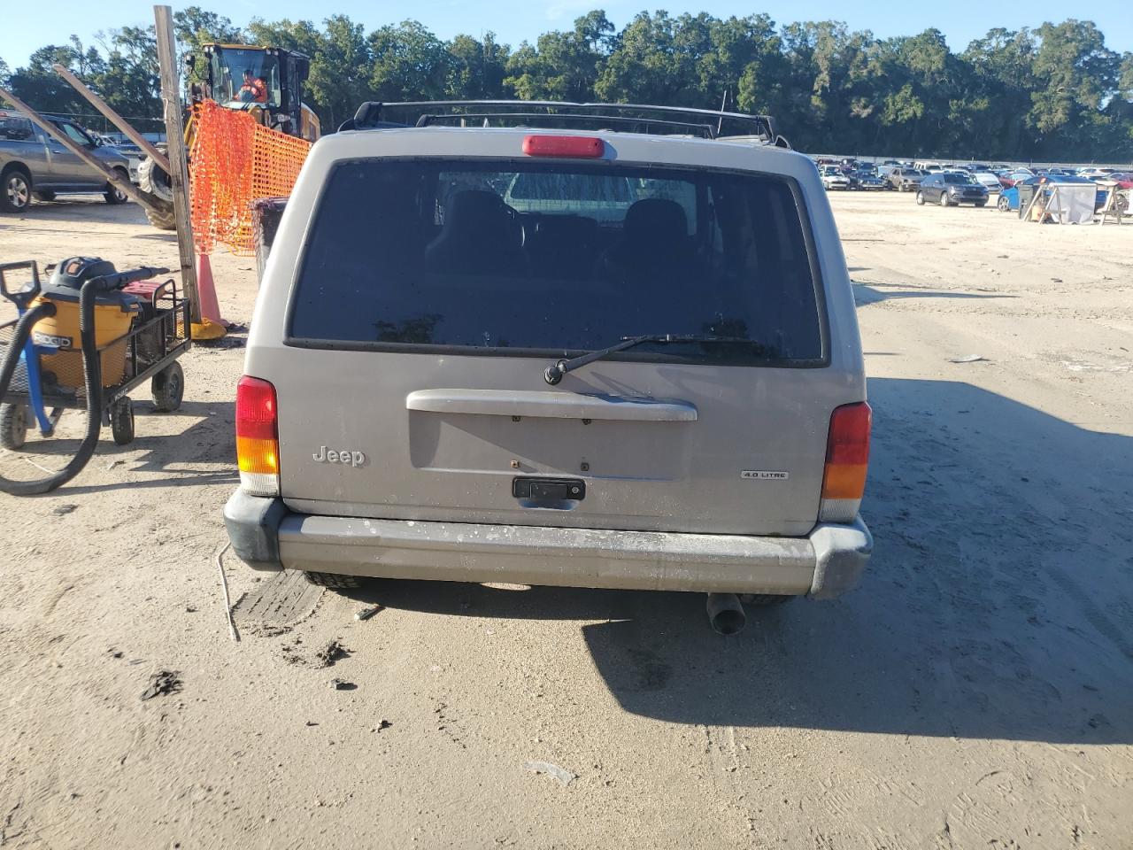 2000 Jeep Cherokee Sport VIN: 1J4FF48S6YL237778 Lot: 68561495