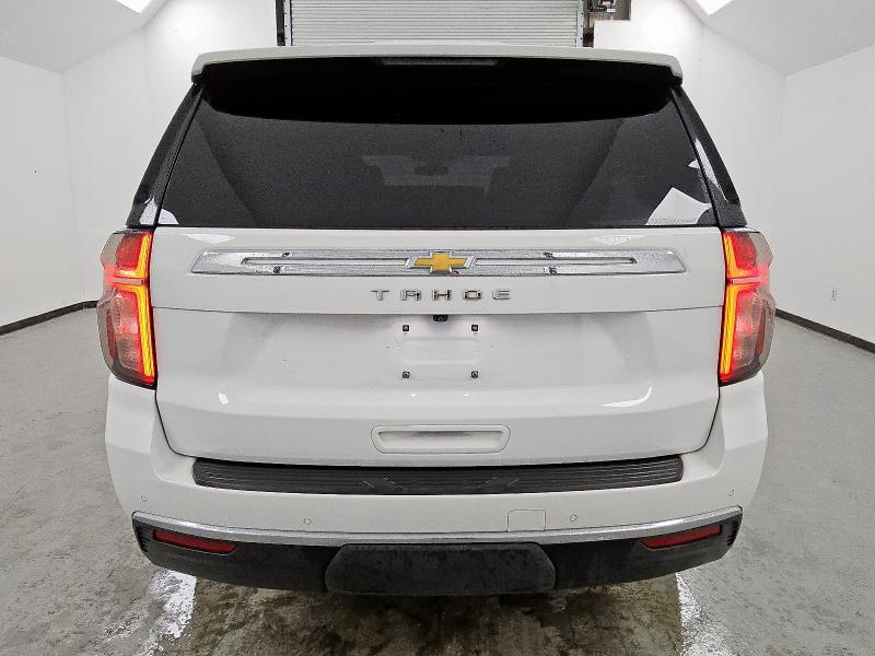  CHEVROLET TAHOE 2021 Белы