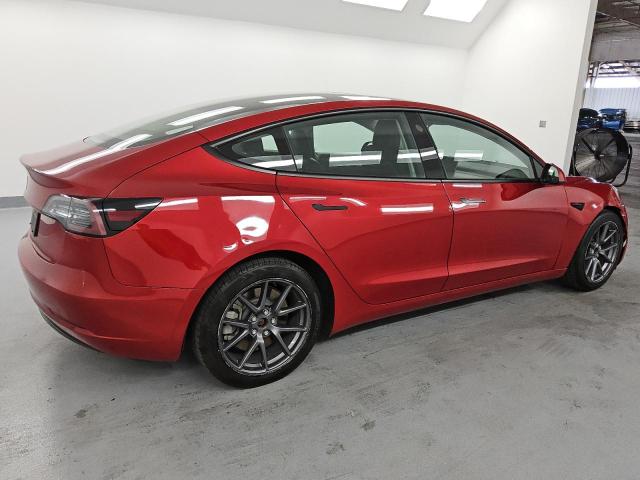  TESLA MODEL 3 2022 Czerwony