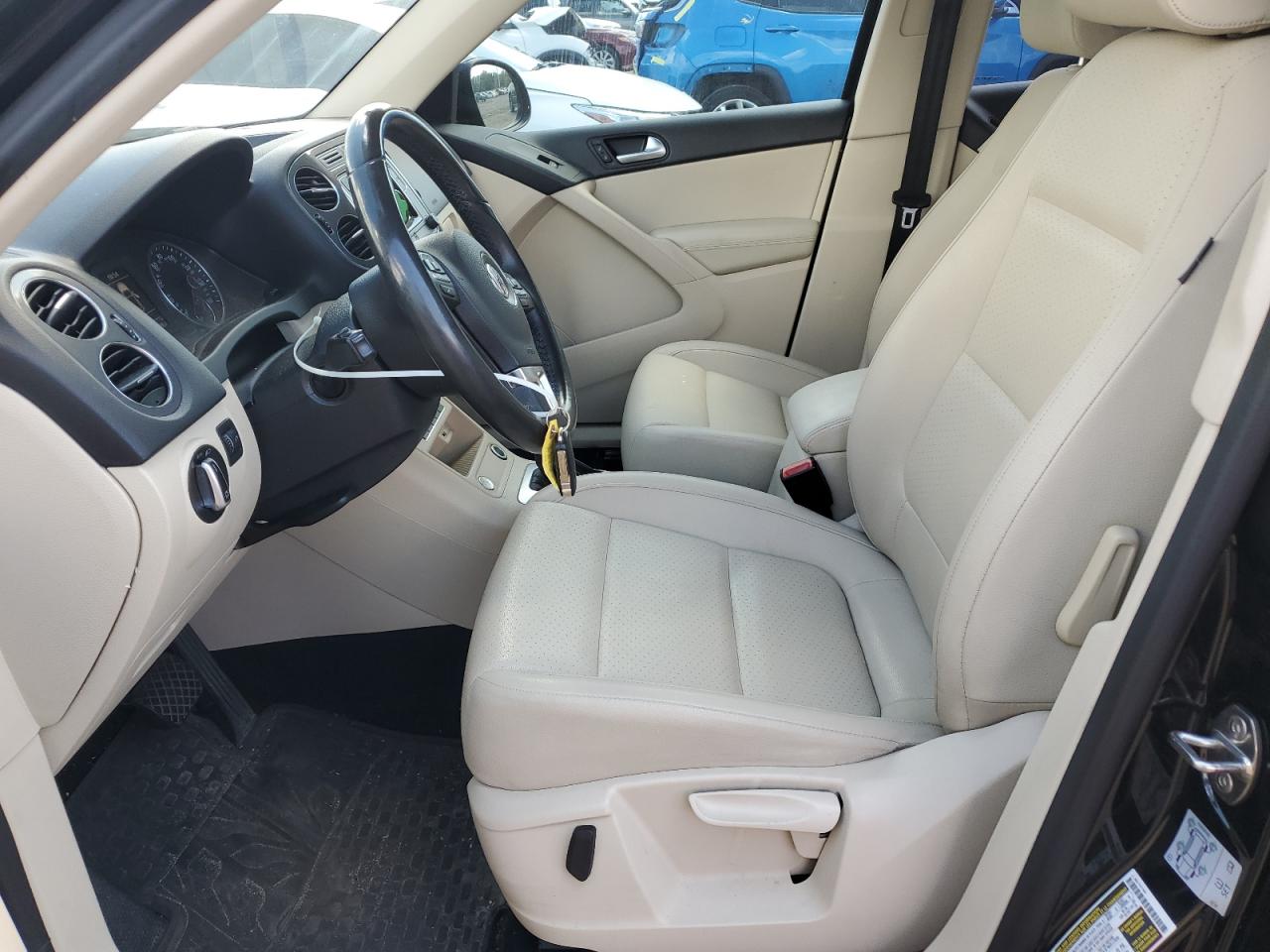 2016 Volkswagen Tiguan S VIN: WVGAV7AX2GW603092 Lot: 70287855