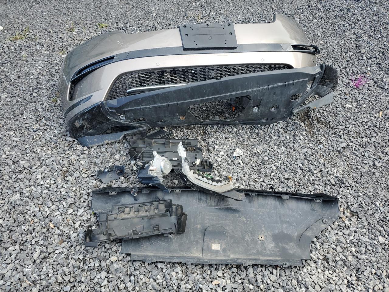 2018 Land Rover Range Rover Velar Se VIN: SALYC2RV2JA705245 Lot: 68077075