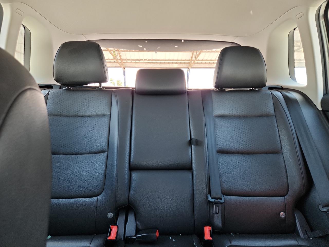 2017 Volkswagen Tiguan S VIN: WVGAV7AXXHK024411 Lot: 67563785