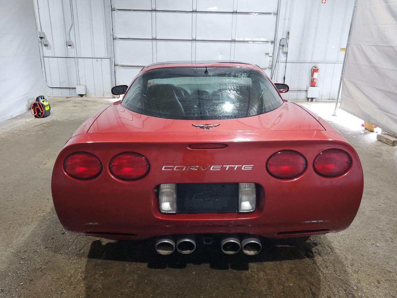 1998 Chevrolet Corvette VIN: 1G1YY22G2W5110571 Lot: 68810245
