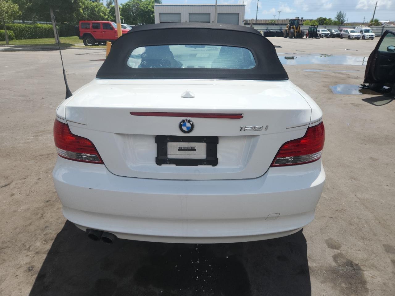 2010 BMW 128 I VIN: WBAUL7C56AVE86861 Lot: 63801035