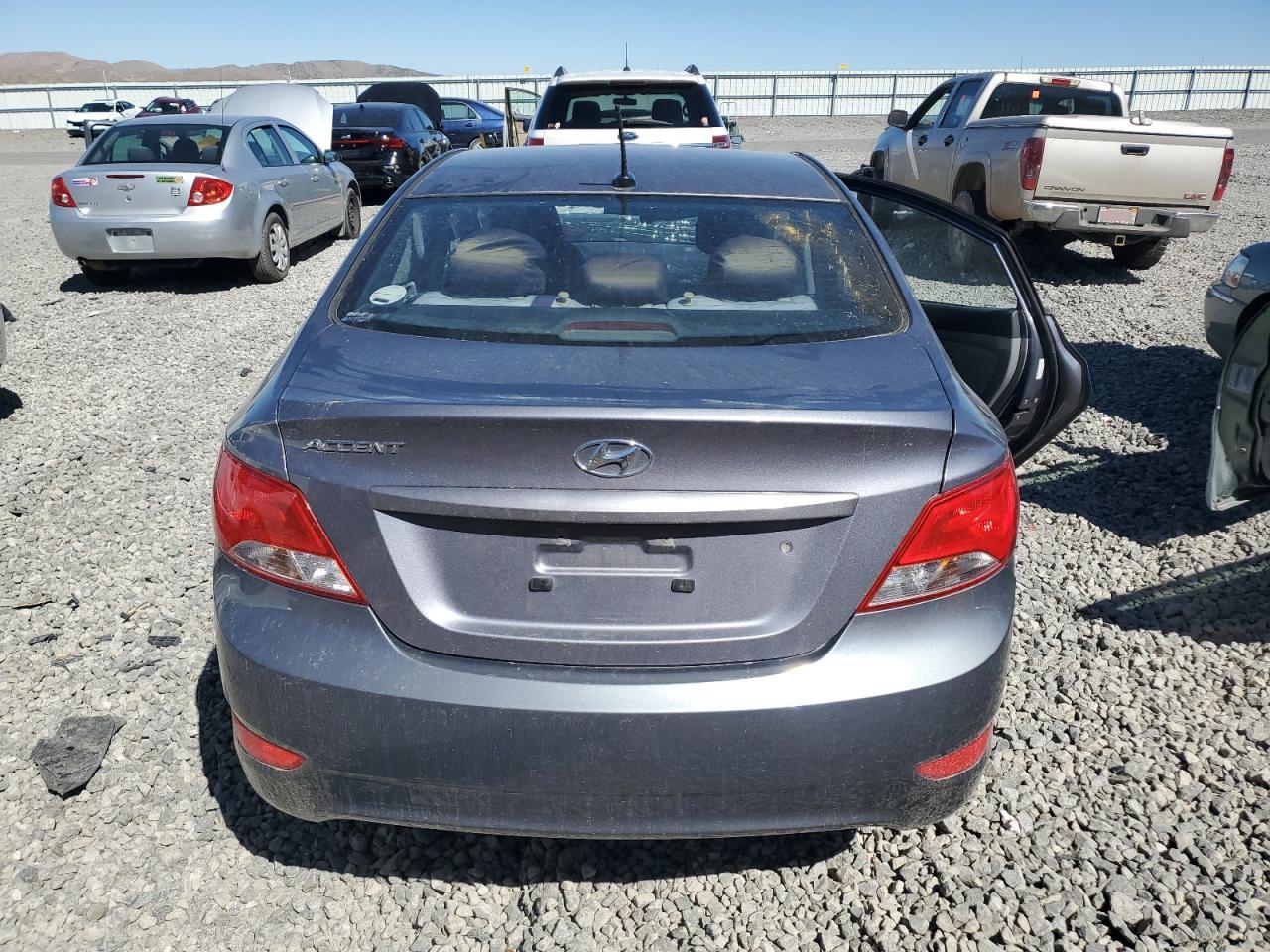2015 Hyundai Accent Gls VIN: KMHCT4AE6FU855482 Lot: 68685925
