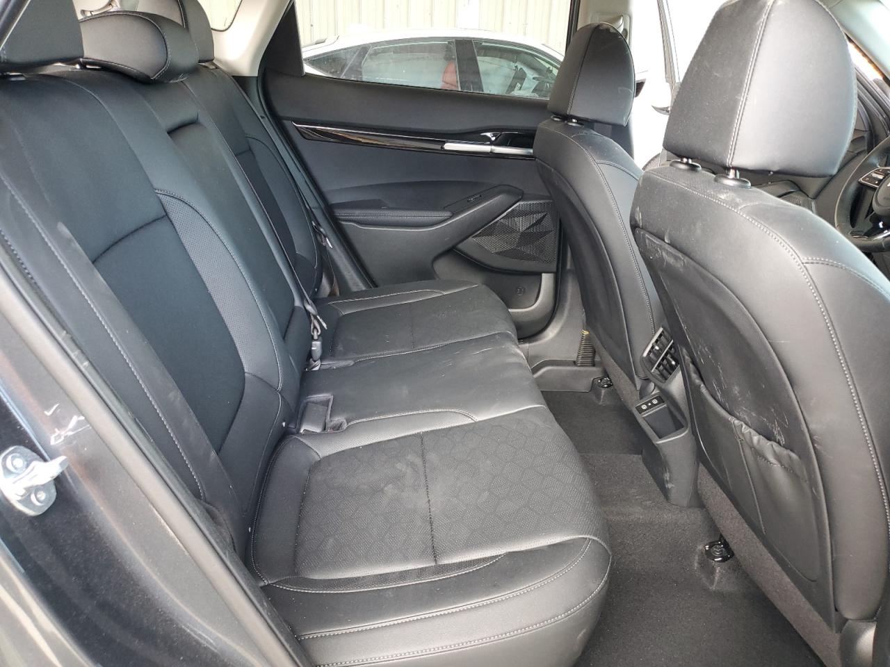 2025 Kia Seltos Ex VIN: KNDER2AA4S7770985 Lot: 70818535