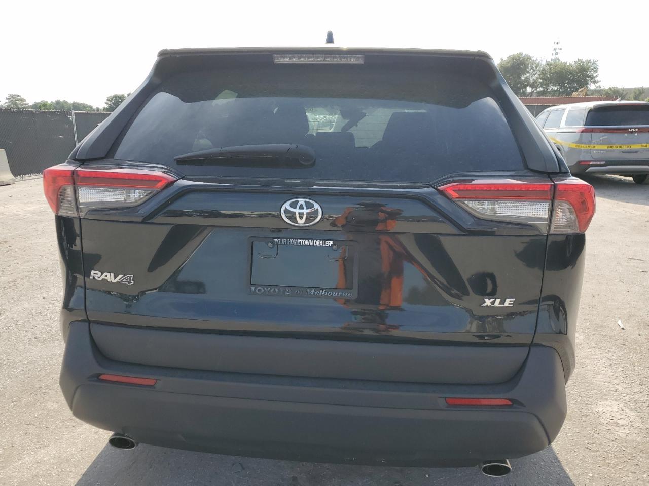 2020 Toyota Rav4 Xle VIN: 2T3W1RFV5LC070593 Lot: 66853195
