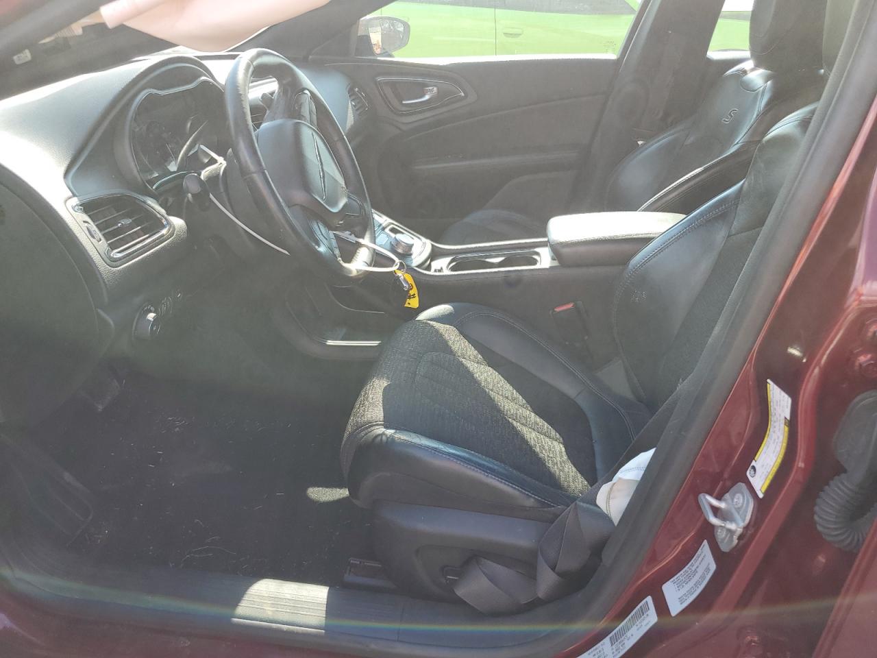 2016 Chrysler 200 S VIN: 1C3CCCBB4GN124732 Lot: 70308235