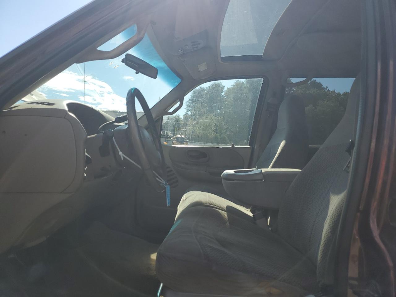 2001 Ford F150 Supercrew VIN: 1FTRW08LX1KE31083 Lot: 70751095