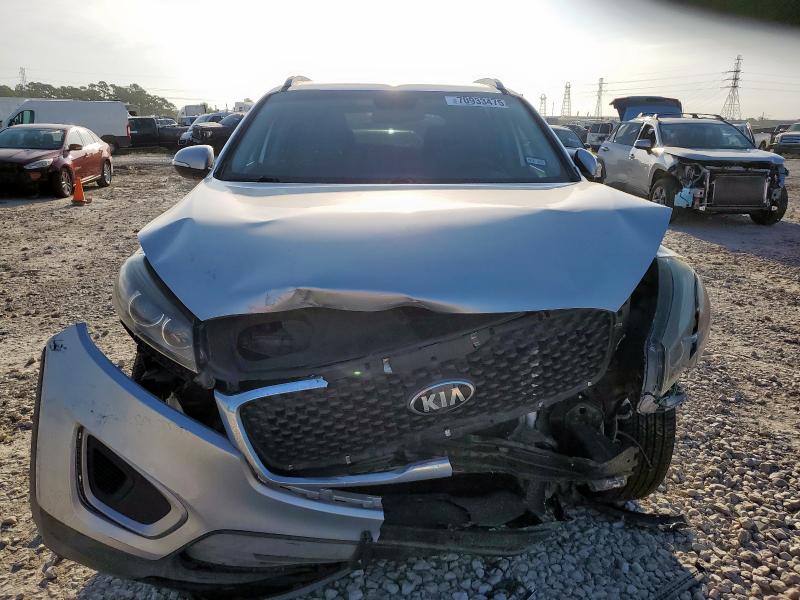  KIA SORENTO 2017 Серебристый