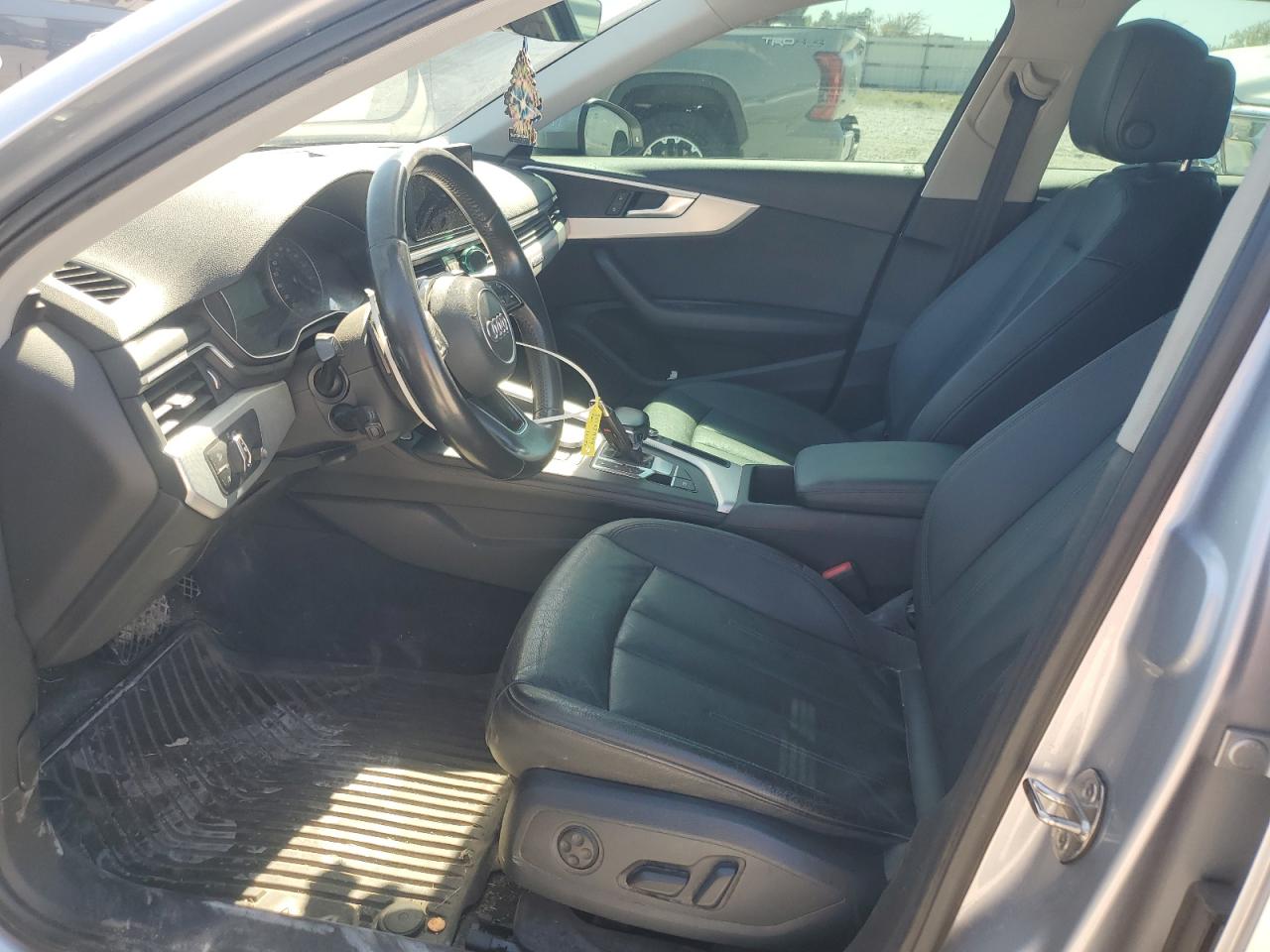 2017 Audi A4 Premium VIN: WAUANAF42HN001815 Lot: 70572445