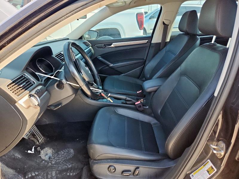  VOLKSWAGEN PASSAT 2018 Черный